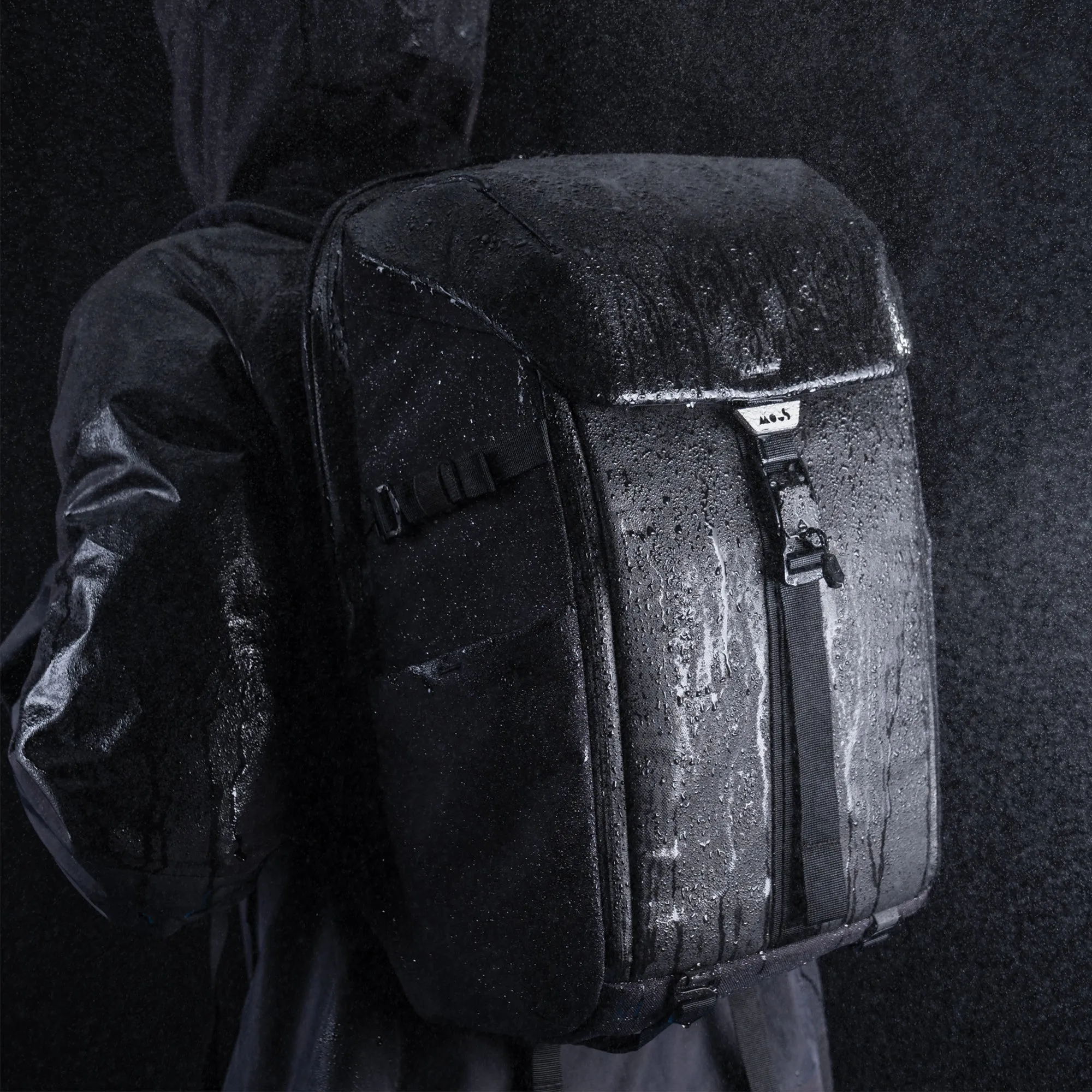 Extreme Commuter Backpack with Lid